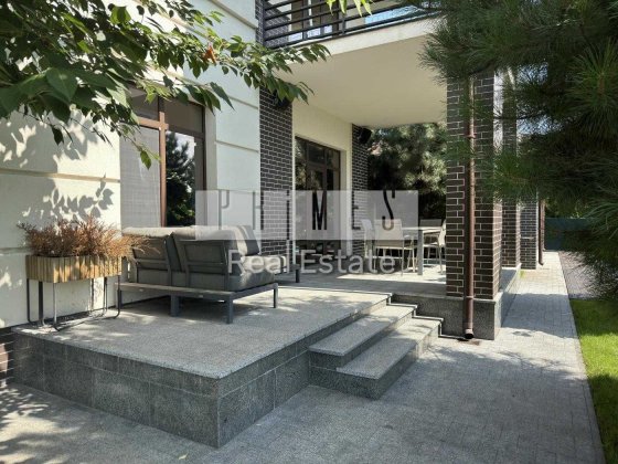 Продаж будинку с. Вишеньки, котеджне містечко «Zoloche». 300м2 Вишеньки