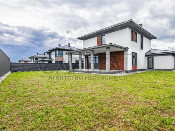 Продаж будинку в котеджному містечку по вул. Ягідна, Ходосівка Ходосівка