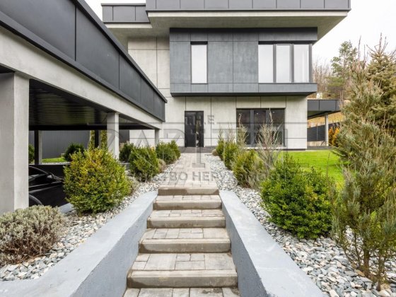 Продаж будинку без ремонту в с. Лісники, Київська область Лесники