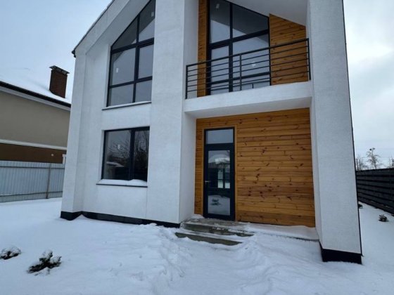 Будинок з ділянкою 6 СОТОК  в Гореничах Гореничи