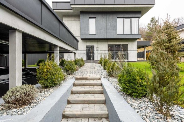 Продаж / Будинок / 200 м2 / 15 соток / Лісники - фото 1