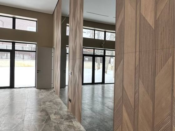 Продаж ОДНОПОВЕРХОВОГО З РЕМОНТОМ в Лісниках 172 м2-8 соток Лесники