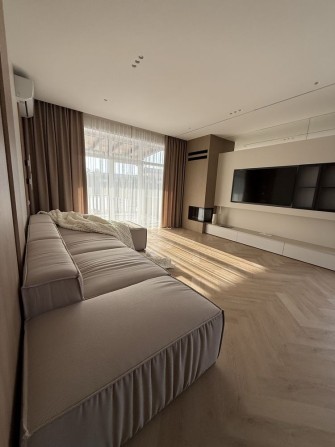 Продаж СУЧАСНОГО дому-5 спален.15 соток землі.Автонавіс.Барбекю - фото 1