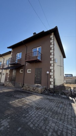 Продаж Таунхаус с.Ходосівка 109м2 вул.Кобзаря має 1,5 сотки - фото 1