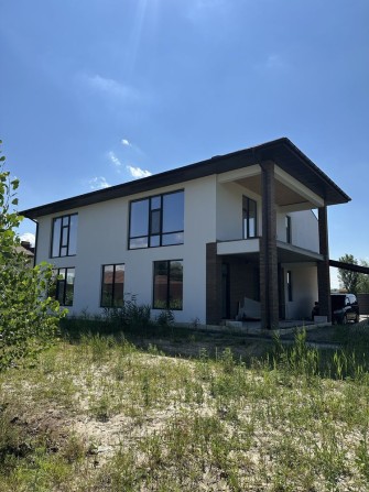 Просторий ЯКІСНИЙ будинок. КМ «Ясний Хутір». 13 сот. Охорона. - фото 1