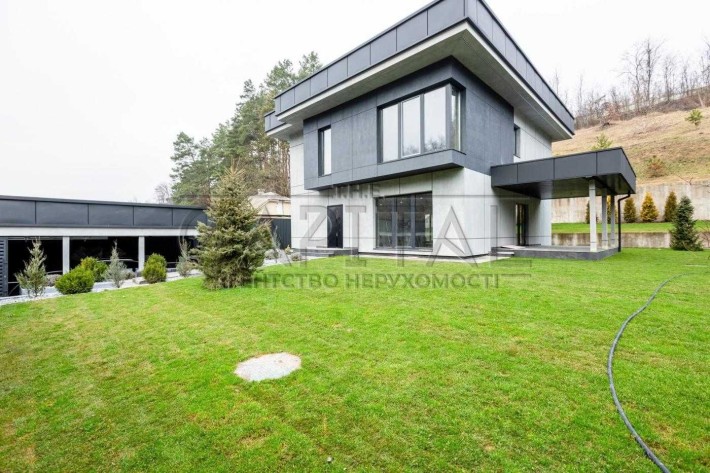 Продаж будинку без ремонту в с. Лісники 5 хв від Києва - фото 1