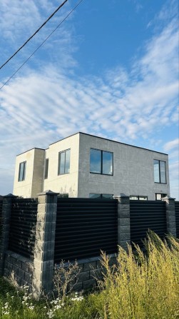 Будинок з бомбосховищем під  Киівом  Ціна нижча собівартості - фото 1