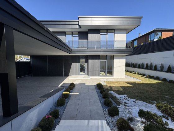 Ексклюзивний будинок 230 м2 з басейном, СПА зоною, навісом для авто‼️ Ходосівка