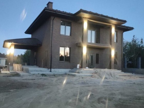 Продается новый коттедж 240 кв.м. в с. Гореничи. 12 сот Гореничи