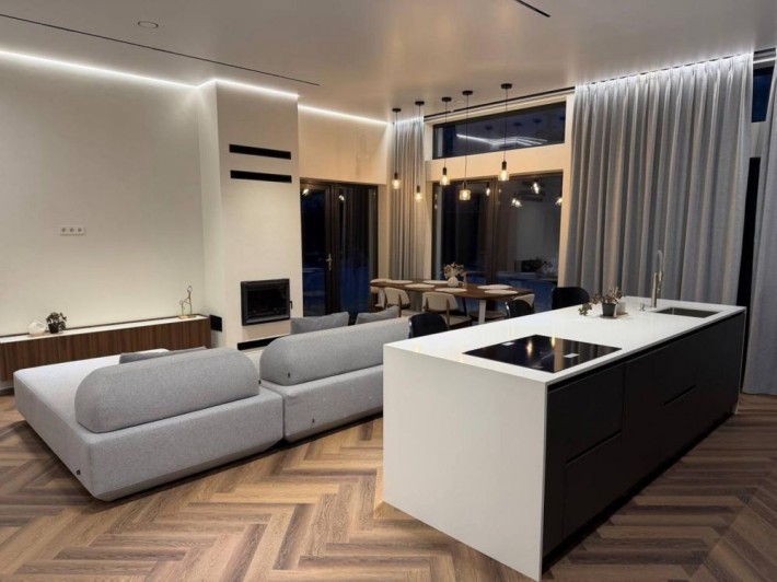 Продаж / Будинок  Києво-Святошинський район, Гореничі, вул. Снайпера - фото 1