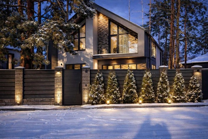 Новий сучасний будинок серед лісу з дизайнерським ремонтом. 3 Спальні - фото 1