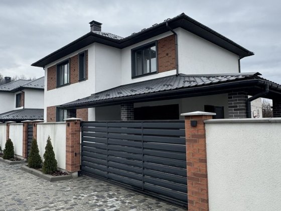 Продаж будинку з чистовою і ландшафтом, котеджне містечко у Ходосівці Ходосівка