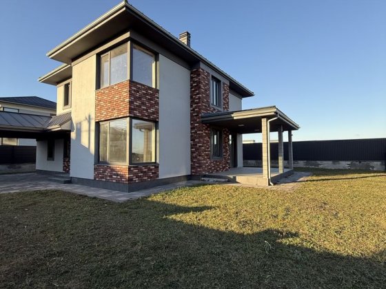 Класний будинок. Заселене котеджне містечко. Ходосівка. Лісники. Ходосівка