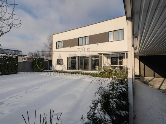 Продаж будинку, Підгірці Підгірці