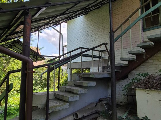 Казкова дача під Києвом!Дійсно вигідно.Відпочивайте наодинці з природо Стоянка