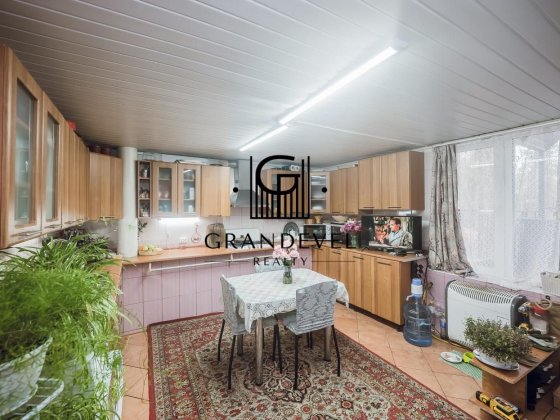 Будинок Ходосівка 243 м², 12 км Київ, сауна, баня, цоколь Підгірці