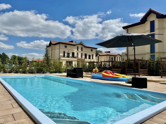 Чудовий дуплекс 220 м2 в закритому котеджному містечку, с. Підгірці Підгірці