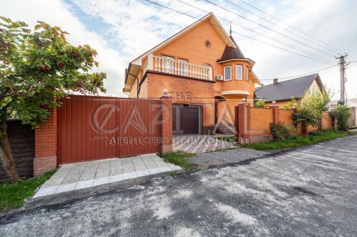 Продаж будинку ексклюзивного проекту "шотландський стиль" Стоянка - фото 1