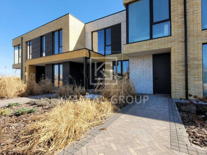 Продам будинок Стоянка з частковим ремонтом - фото 1