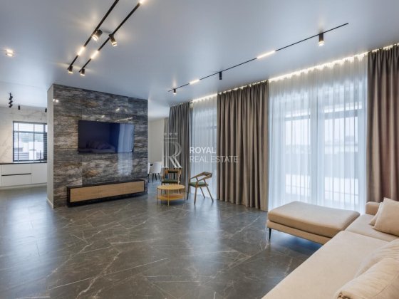 Продаж будинку HI-TECH одноповерховий елітний Стоянка Стоянка