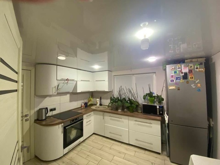 Продаж честини будинку м.Сквира в сучасному ремонті - фото 1