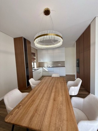 Будинок з новим дизайнерським ремонтом у Стоянці, 14 соток, автонавіс - фото 1