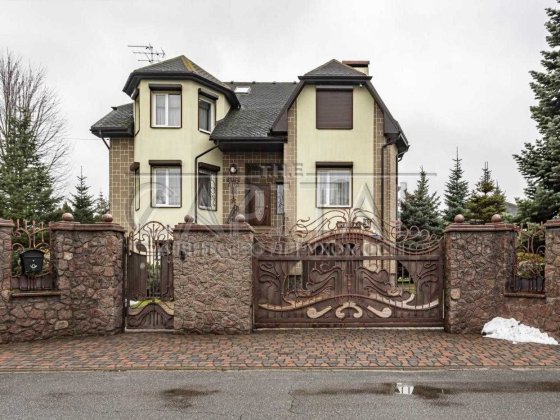 Продаж затишної садиби  с. Стоянка, вул. Ірпінська Стоянка