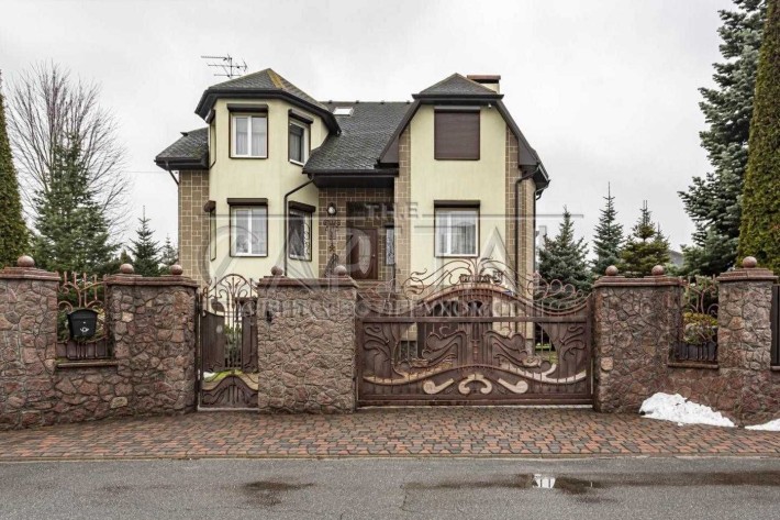 Продаж затишної садиби  с. Стоянка, вул. Ірпінська - фото 1