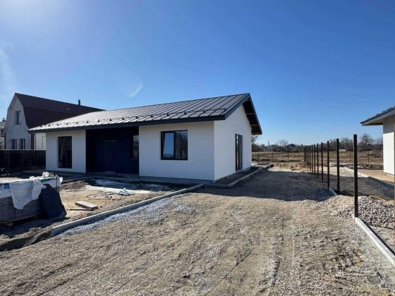 Продаж одноповерхового будинку в Бородянці з великою ділянкою 15 соток Бородянка