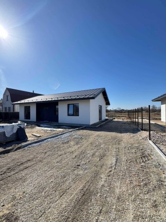 Продаж одноповерхового будинку в Бородянці з великою ділянкою 15 соток - фото 1