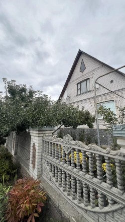 Продаж будинку у смт Рокитне - фото 1