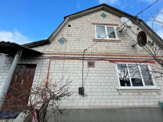 Будинок смт Рокитне Рокитне