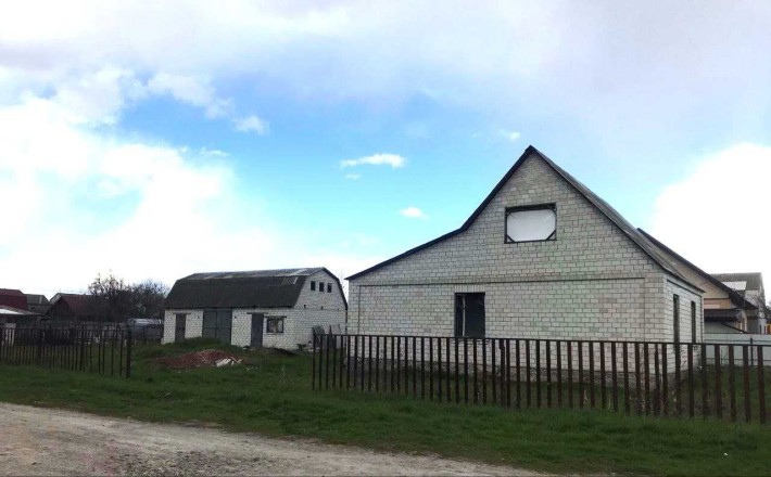 БЕЗ% продам 4к будинок 83м2 с. Баришівка, 10 соток та гараж - фото 1