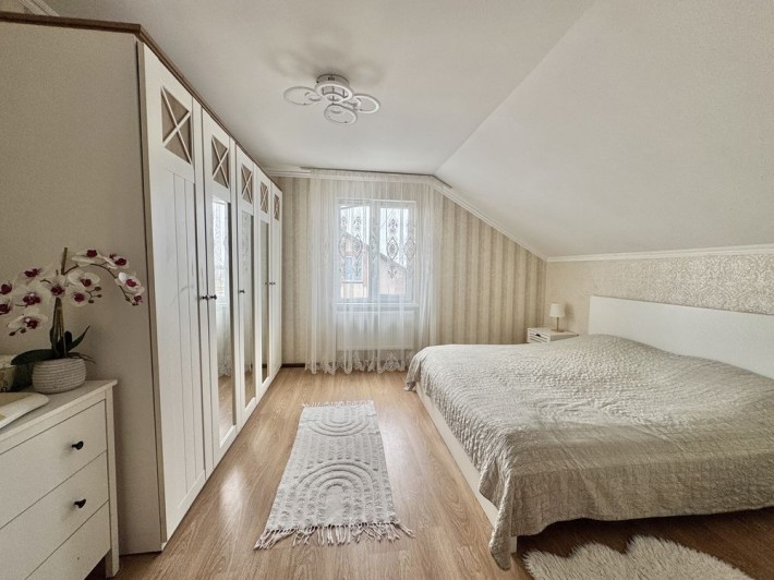 Будинок 165м² з меблями та технікою | 5 кімнат | Газ | Ділянка - фото 1