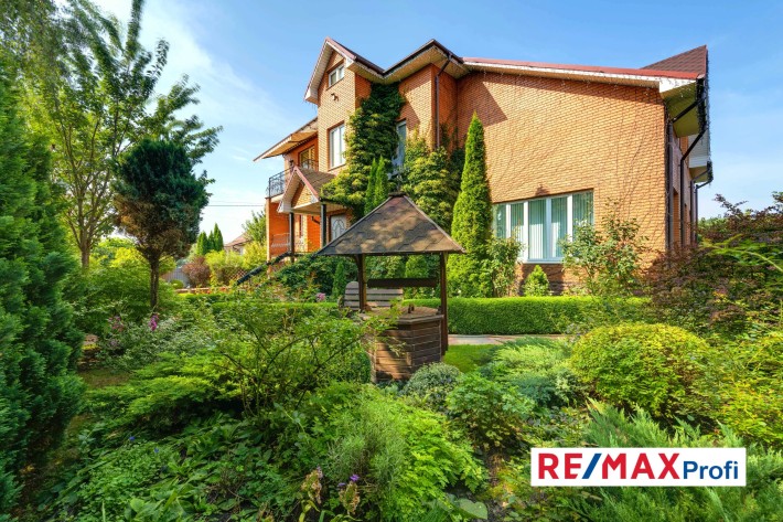 Будинок 450 м2, ремонт, цоколь , басейн, 12 соток  в с. Глеваха (село) - фото 1