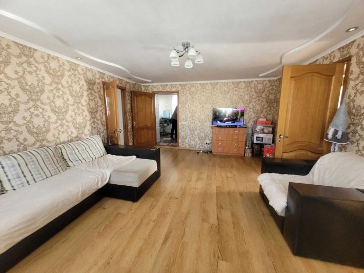 Продаєця будинок  мальовничому місті в  м.  Глеваха вул Зелена - фото 1