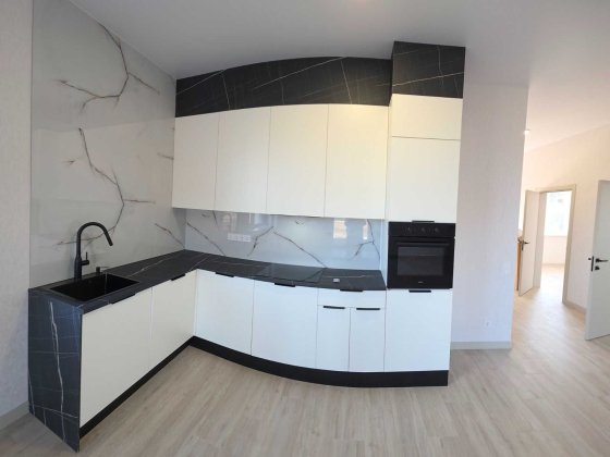 Бобриця будинок з ремонтом 107м.кв.+тераса 18м.кв. 10 соток біля річки Бобриця