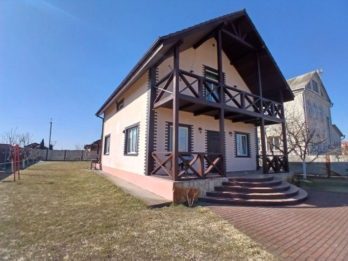 Будинок з кухнею-вітальнею - фото 1