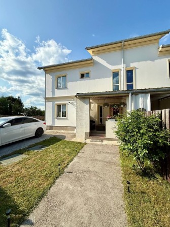 Дуплекс в Горенці з ремонтом та підвалом - фото 1