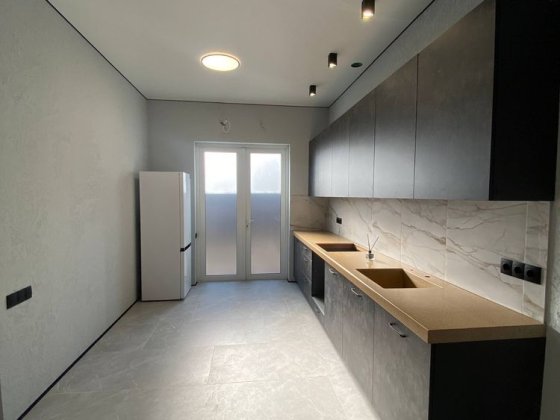 Таунхаус з РЕМОНТОМ в котеджному містечку Гнатівка