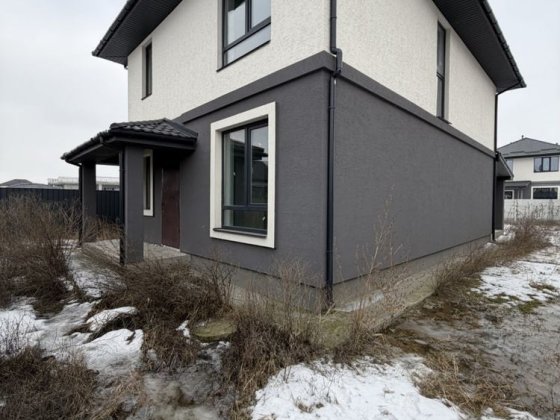 Двоповерховий будинок з Розтермінуванням Гнатівка