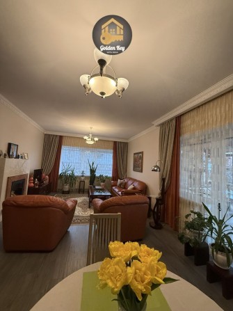 Продам елегантний ЗАМІСЬКИЙ БУДИНОК з сонячними панелями  ГАЗ, КАМІН - фото 1