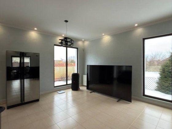 Чудова пропозиція Будинок з лазнею , Горенка поруч з лісом Горенка