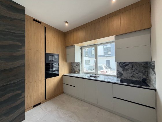 Продам Таунхаус з ремонтом та меблями| Є камін| Білогородка| БЕЗ % Гнатівка