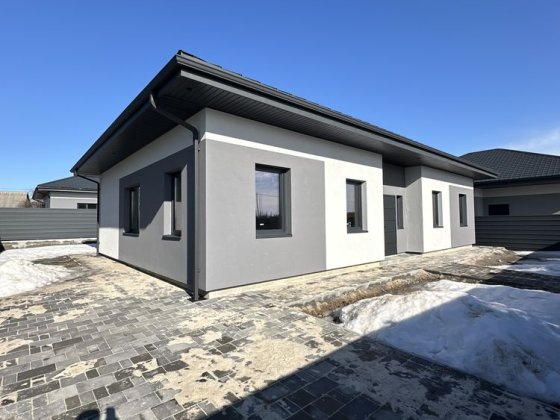 Якісний будинок з газом . Зручна докація Гнатівка