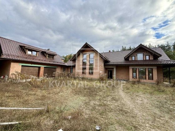 Цей будинок-не просто житло, а місце, де справжній комфорт та якість! Дмитрівка