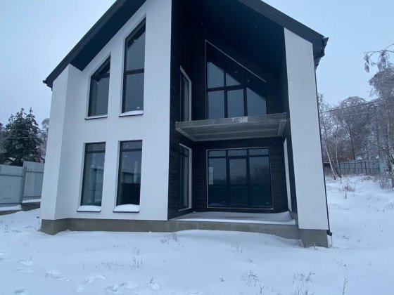 Продам шикарний Будинок в мальовничому місці Дмитрівка