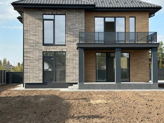 Дмитрівка Будинок напроти лісу,поруч Мегамаркет,житомирська траса. Дмитрівка