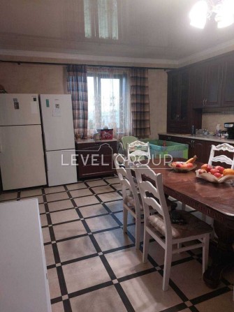 Будинок 3пов 520м 30сот Дмитрівка котеджне містечко - фото 1