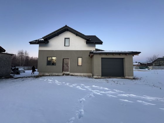 Продаж будинку у селі Зазимʼє Зазим'я